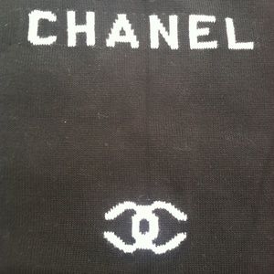 CHANEL KNIT TOP